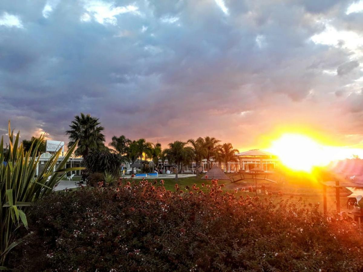 Gualeguaychú Cabanas Termas Del Guaychuヴィラ エクステリア 写真